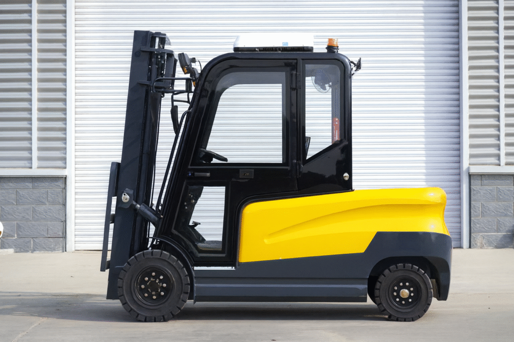 Elektrischer Gabelstapler 2 t geschlossene Kabine mit Klimaanlage