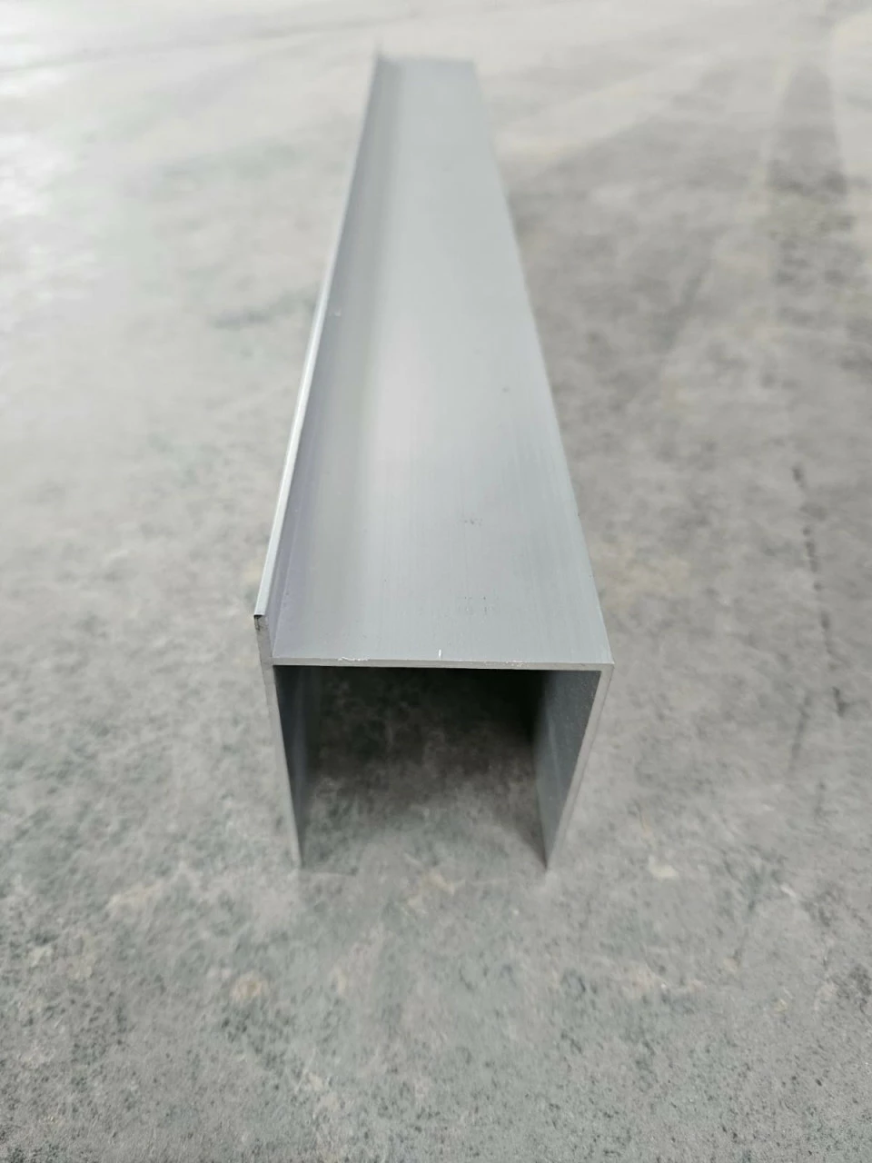 Aluminium-Ballasthalterung für E-V Photovoltaik-Montagesysteme Aluminium-Ballasthalterung für E-V Photovoltaik-Montagesysteme – Bild 1